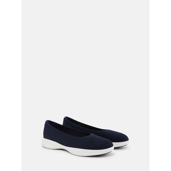 Time and Tru Women's Sporty Comfort Ballet Flats, Wide Width