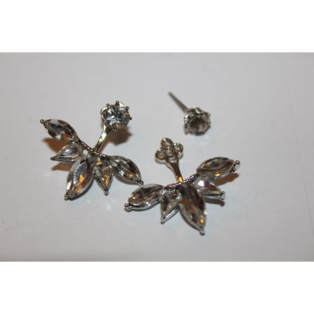 W00393 Silvertone Stud Design Earrings