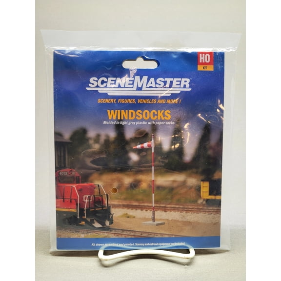 WALTHERS SCENEMASTER HO SCALE WINDSOCKS KIT 949-4173