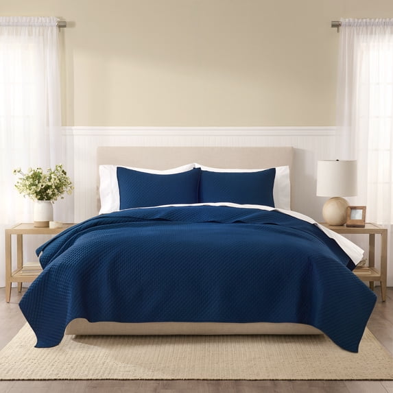 Wamsutta 1846 Cotton Tencel 3-Piece Titan Blue Diamond Stitch Quilt Set, Full/Queen