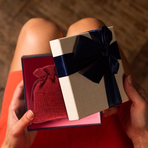 WASHWEPE Party Organizer 50Pack Dark Red Drawstring Pouches for Small Items