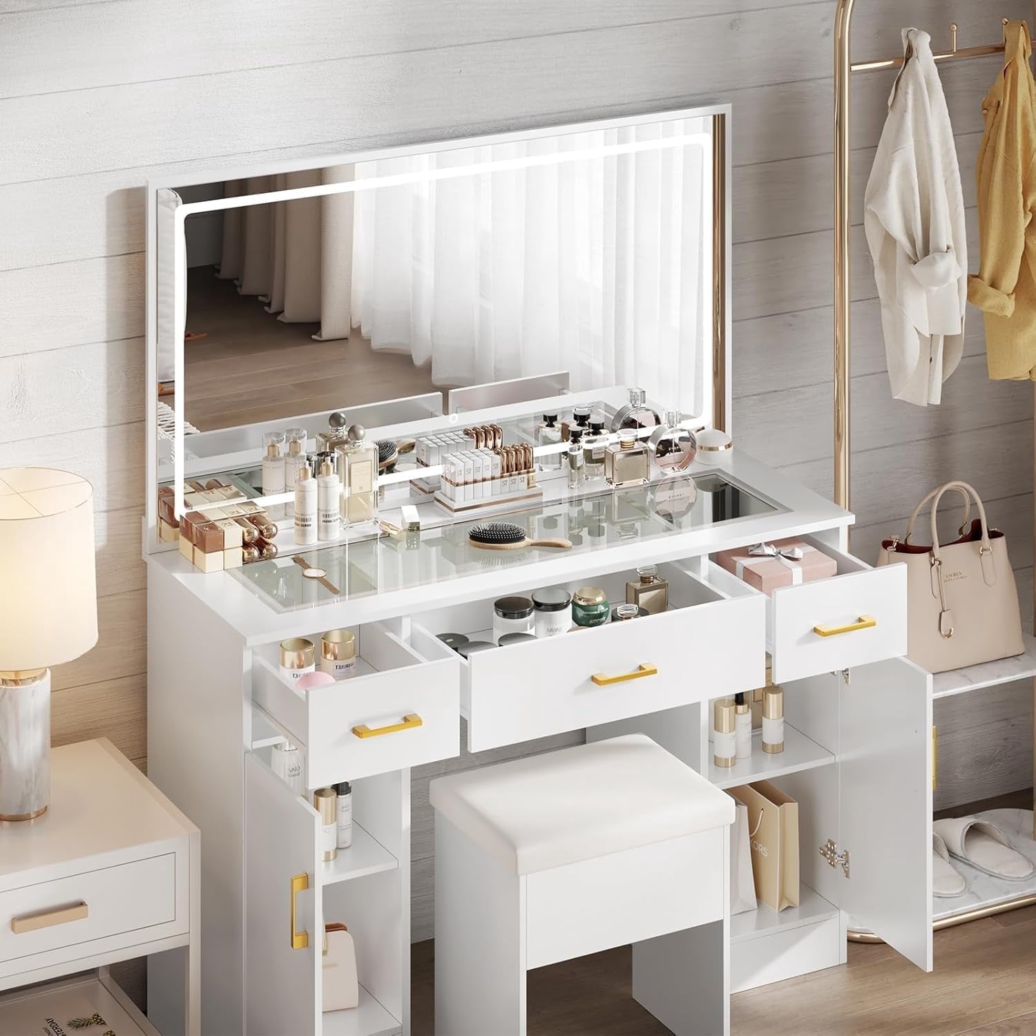 Best HD Pictures about  Glass Top Makeup Vanity  with No AI Images