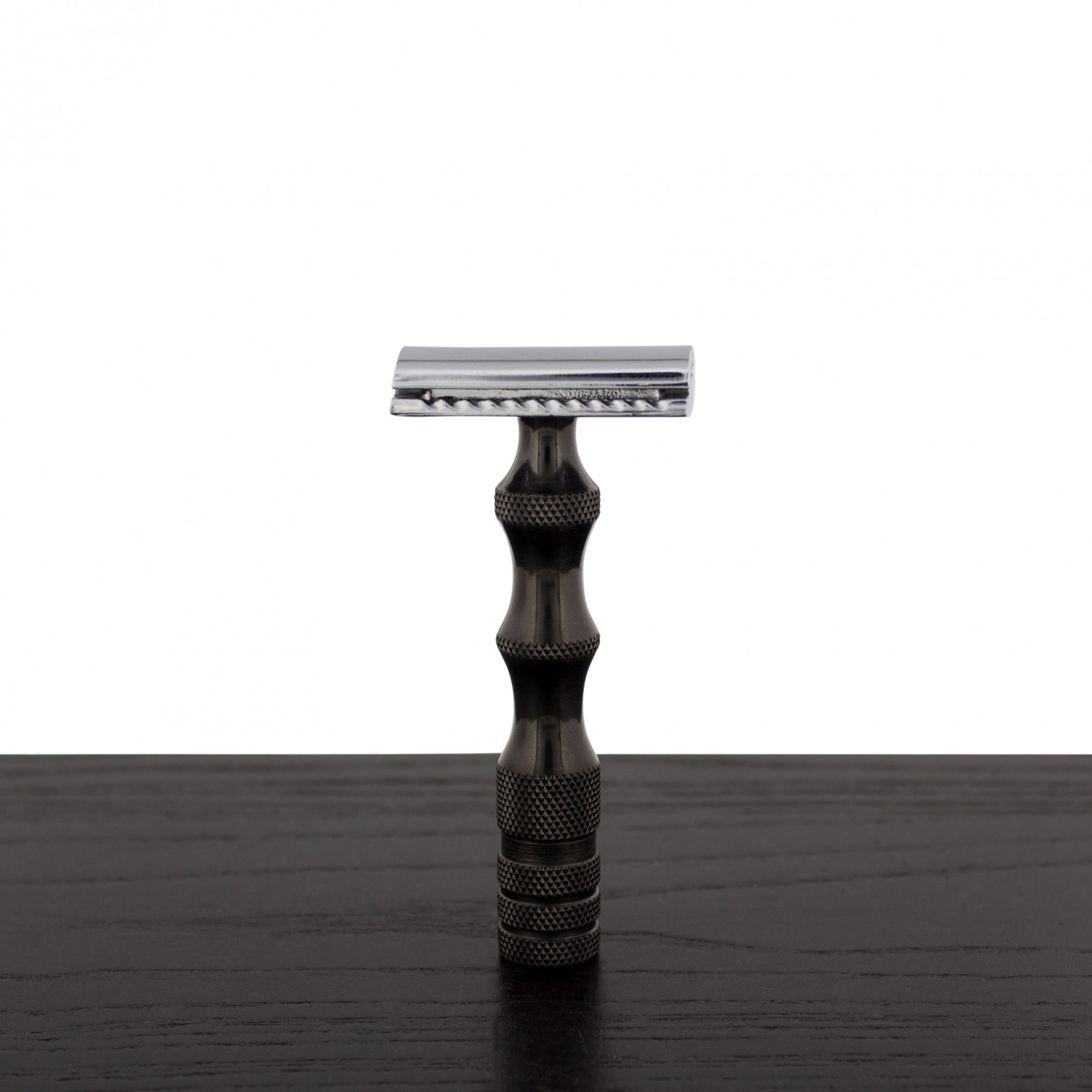 WCS Black Titanium Collection Razor, 84BT-Closed Comb
