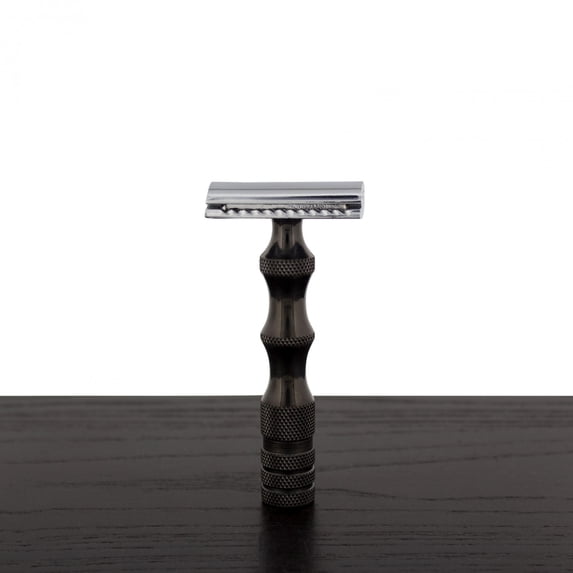 WCS Black Titanium Collection Razor, 84BT-Open Comb