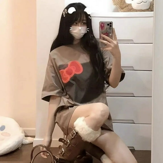 WDAIDJ Sanrio Hello Kitty Y2k Gothic Short Sleeved T-shirt Trendy Hip Hop Oversize Top 2000s Aesthetic Grunge Youthful Woman Clothes