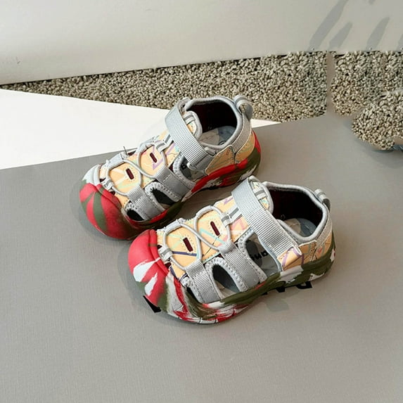 WERYOUNG Girls Boys Sandals Summer Comfortable Breathable Closed Toe Adjustable Straps Shoe Newborn Cute Beach Sandal,Camouflage,5-5.5 Years