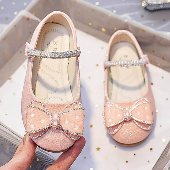 WERYOUNG Girls Sandals Summer Sparkly Versatile Pearl Bow Flat Sole Princess Shoes Kids Versatile Party Wedding School Sandal,Red,7.5-8 Years