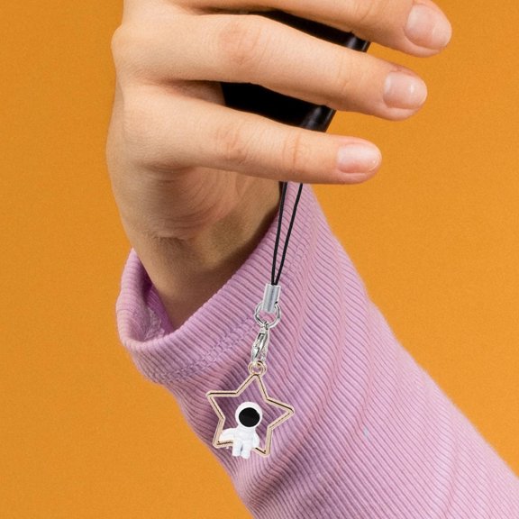 WEUVEB Assorted Color Astronaut Phone Pendant Metal Plastic Cotton Rope Mobile Phone Decor 2Pcs