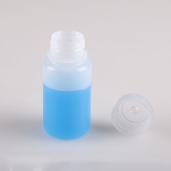 WEUVEB 2Pcs White Plastic Hdpe Empty Bottle Leak Proof Water Holder for Home Storage