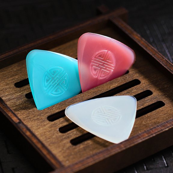 WEUVEB 4Pcs White Nylon Ruan Plectrum for nged Instruments Smooth Strumming Pick