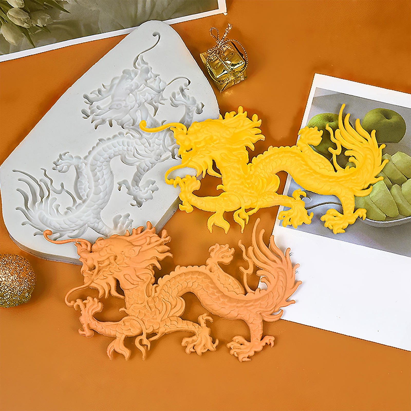 WEUVEB Flexible Grey Silicone Mold for Dragon-Shaped Chocolate, Fondant ...
