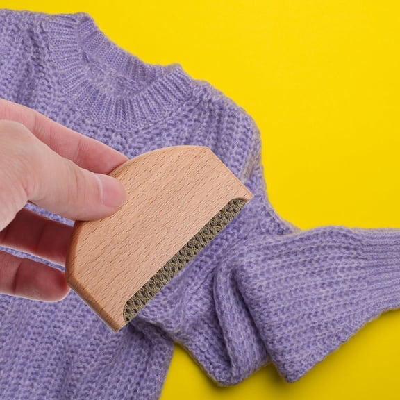 WEUVEB 2-Pack Portable Wooden Fabric Lint Remover for Clothes, Easy-to-Use Garment Shaver and Fuzz Cleaner Tool