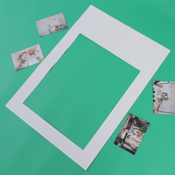 WEUVEB Charming Handheld Paper Photo Frame for Party Decoration and Selfie