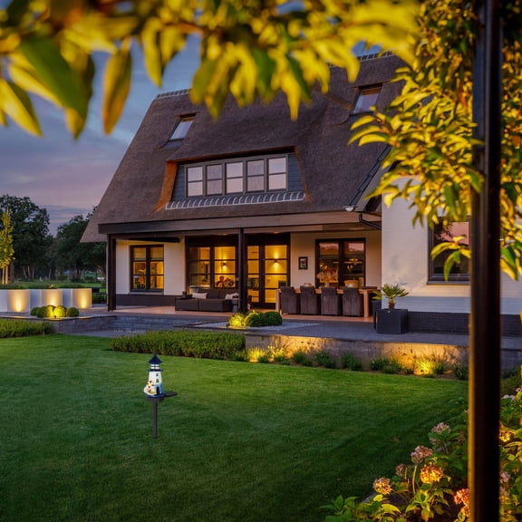 WEUVEB Resin Solar Lighthouse Outdoor Garden Lamp with Automatic or Durable Design