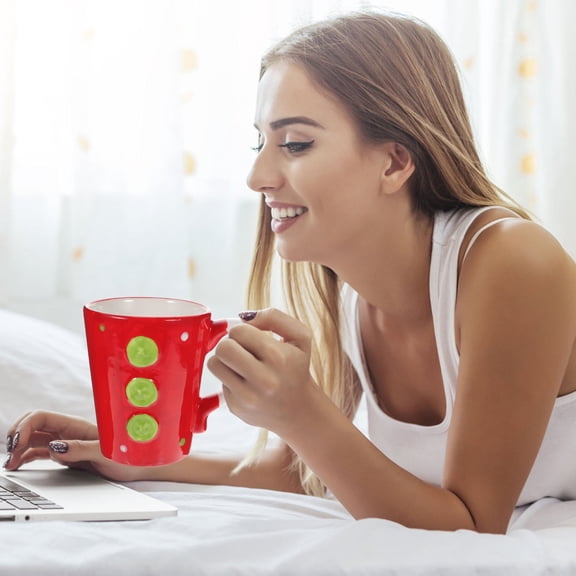 WEUVEB Christmas Wine Glass Red Stainless Steel Santa Goblet Festive Holiday Drinkware for Seasonal Celebrations