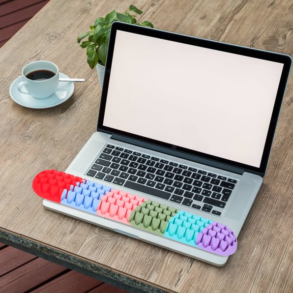 WEUVEB Silicone Wrist Pad for Computer Keyboard Heart Shape Soft Comfortable Wrist Mat