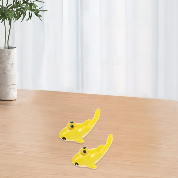 WHAMVOX 20 Pieces Yellow Synthetic Resin Mini Marine Animal Figures, Tiny Decorative Animal Figurines for Home and Aquarium Decor