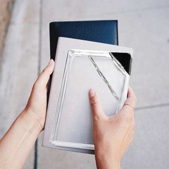 WHAMVOX 2pcs Transparent Flat Water Bottles Portable Flat Water Bottle Portable Travel Bottles