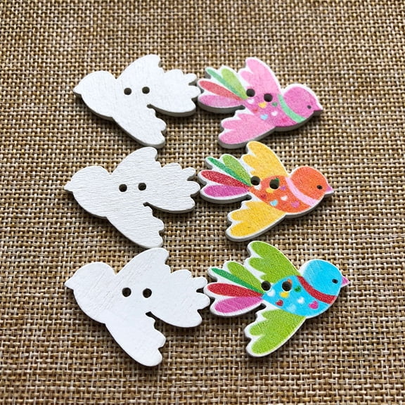 WHAMVOX 50 Pcs 35x27mm Assorted Colorful Bird Wooden Buttons with 2 Holes for Sewing and Crafting