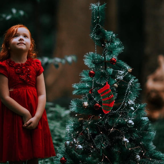 WHAMVOX Mini Knit Christmas Stocking For Candy Small Holiday Decoration Hanging Socks Red And Green Stocking For Family Cute Christmas Party Favor Stockings