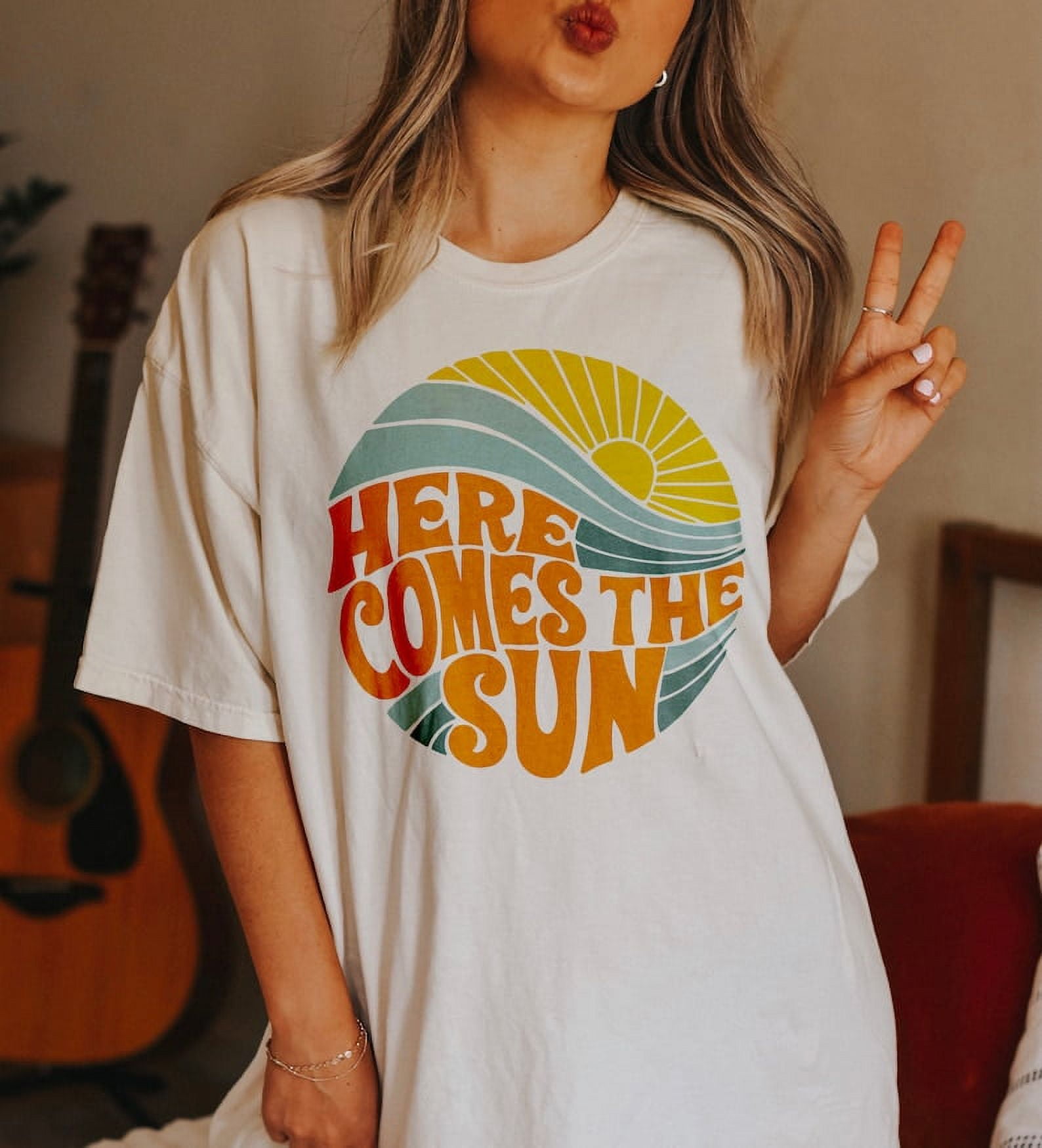 [WHITE] Here Comes the Sun Tee