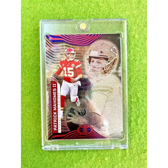 WHITE SPARKLE PRIZM Patrick Mahomes SP DOTS CARD 2022 Illusions Patrick Mahomes