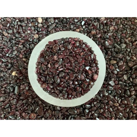 WHOLESALE Natural Semi Garnet Tumbled Gemstone Chips ( 2 oz / 0.125 lb )