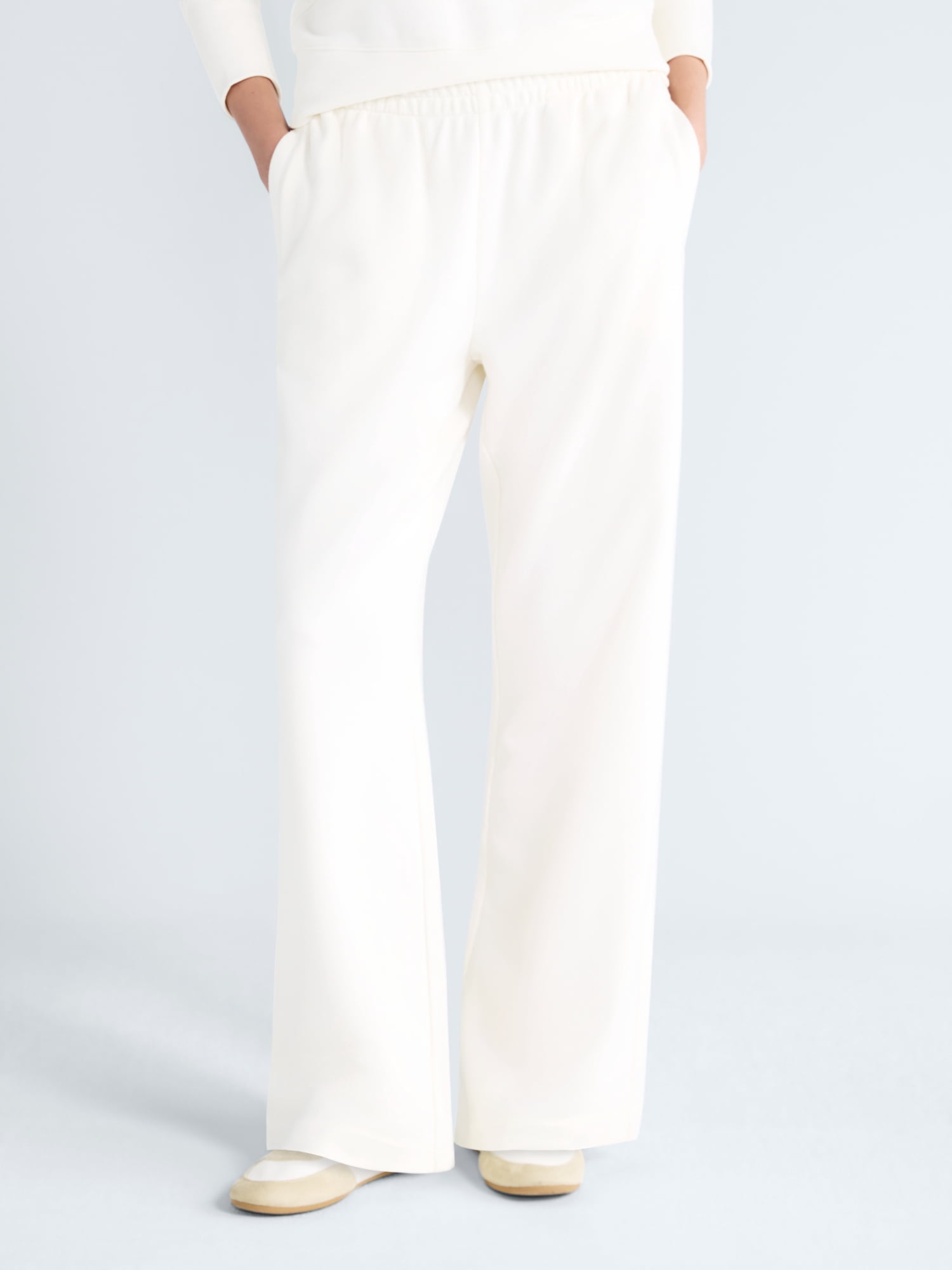 Free Assembly Women's and Women's Plus Wide Leg Sueded Terry Sweatpants, 30" Inseam, Sizes XS-4X