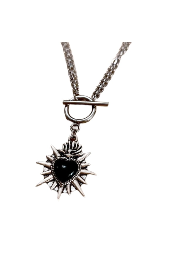 Gothic Punk Heart Necklace With Spikes Alloy Jewelry Edgy Style Elegant Clavicle Chain Perfect For Alternative Fashion