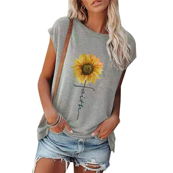 WISEFIN Women Basic Gradient Floral Print Short Sleeve Round Neck Casual T-Shirt Tops