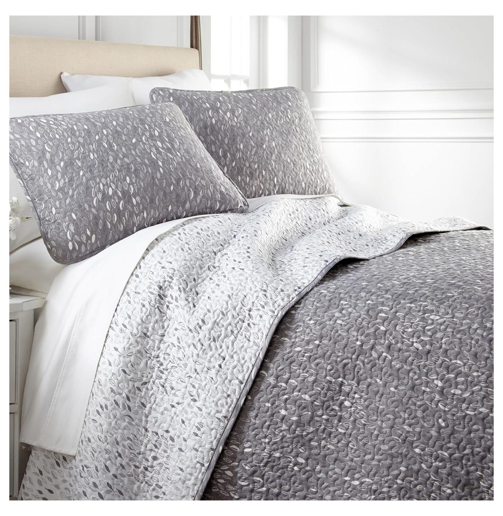 WIixle Oversized King Quilt Bedding Set, 3Piece, King Size Grey Quilt
