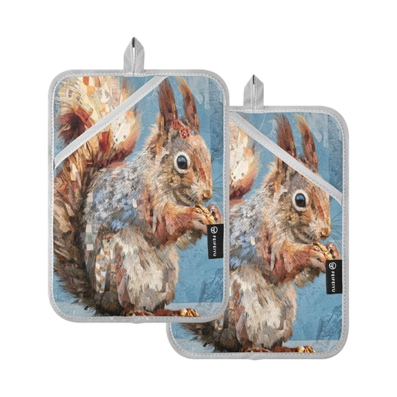 WOBOGO Cute Squirrel Oven Mitts 2 Piece Heat Resistant 338 Degrees F Square Insulation Pads for A Wide Range of Cooking Occasions