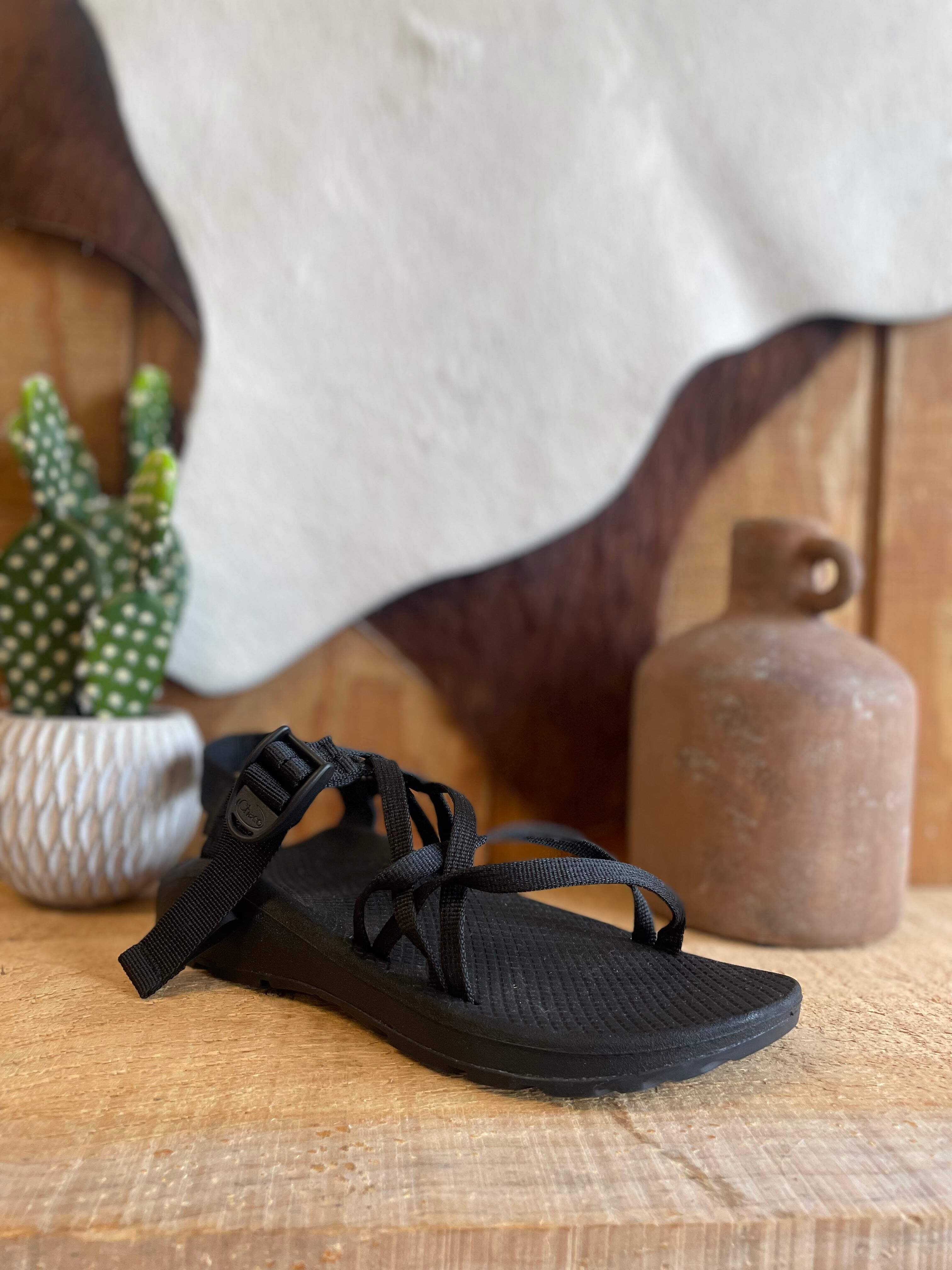 【関税&送料込み】ChloAC Sandals Chaco ZX/1 Cloud Dual Adjustable Straps Cushioned Sandal