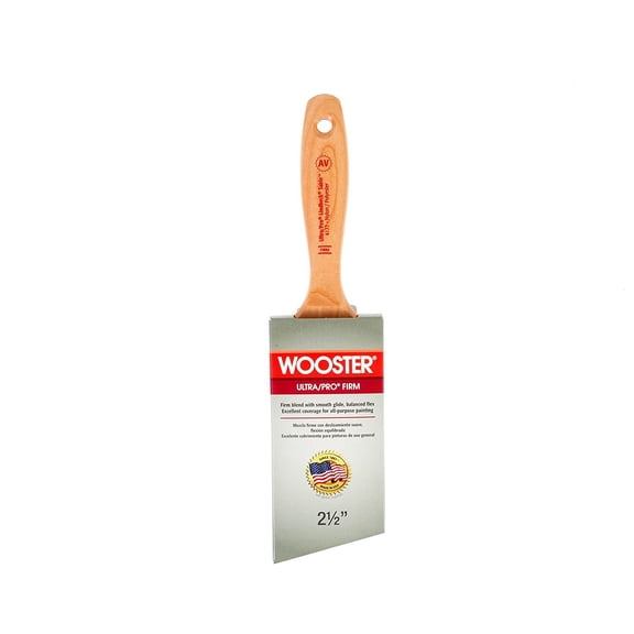 Wooster Ultra/Pro Firm Angular Varnish Brush - Durable, Synthetic Bristles - 2 1/2 Inch
