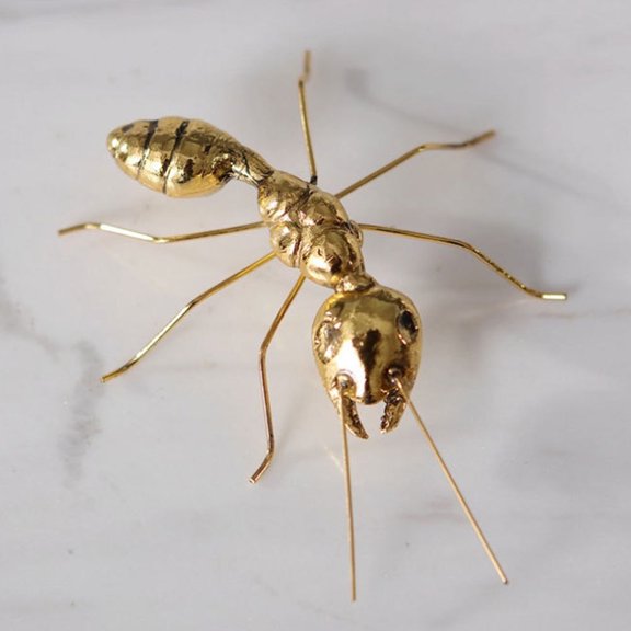 WORGEOUS 1Pack Creative Metal Ant Zinc Alloy Indoor Decoration for Home Decor Enthusiasts
