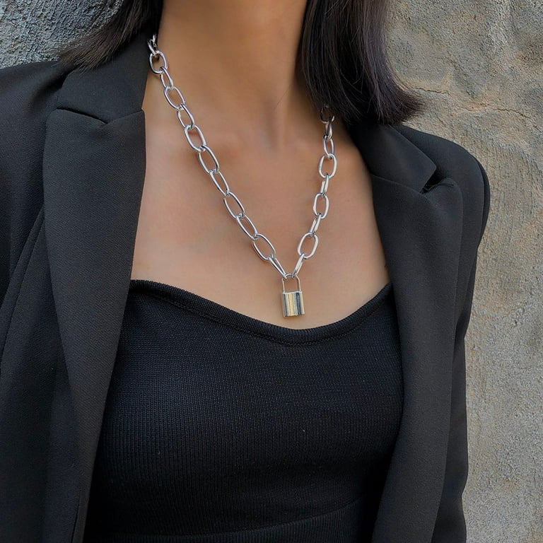 Large chain pendants top