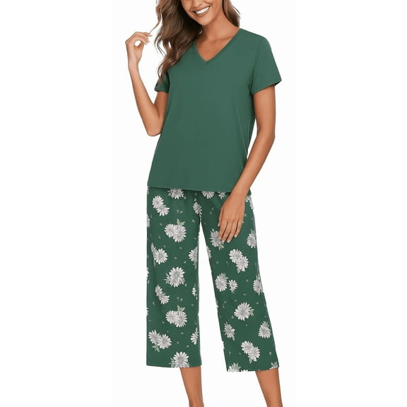 WQD Womens Pajama Sets 2 Piece Lounge Sets Soft Loungewear Comfy Pj Sets V Neck Short Sleeve Top and Capri Pants Loose Sleepwear with Pockets