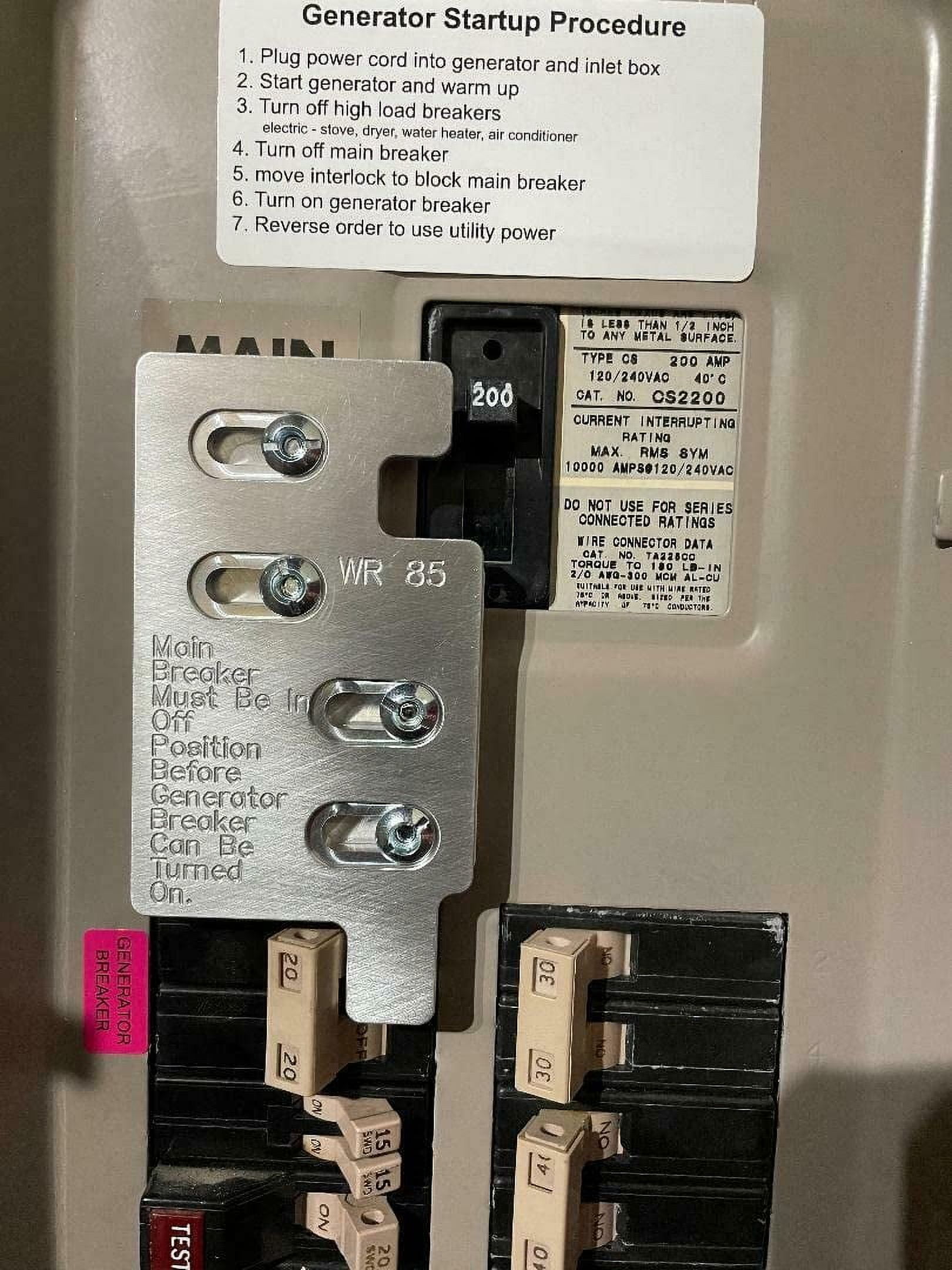 WR_85 Cutler Hammer 200 amp Panel with Vertical Main Breaker