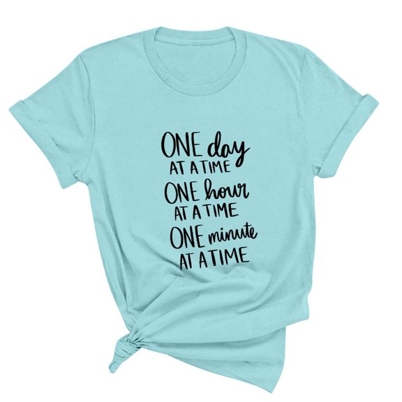 WREESH Women's Fashion Short Sleeve T-Shirts Cute Summer Tops with Graphic Print and Crew Neck Mint Green