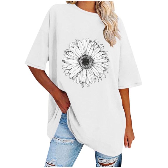 WREESH Women's Loose Short Sleeve Crew Neck T-Shirt Oversized Graphic Summer Top White