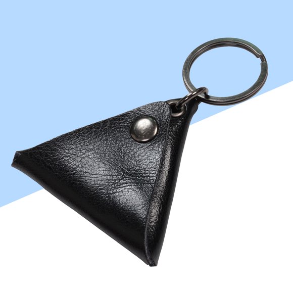 WRISTBIQUE 1Pcs Triangle Leather Guitar Pick Wallet for Electric Guitars in Music Parties 2.6x2.6x0.8in