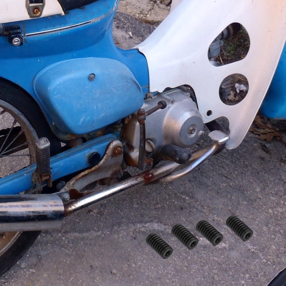 WRISTBIQUE 4Pcs Black Rubber Motorcycle Shifter Pads Cover Protecting Footwear and Enhancing Gear Shift