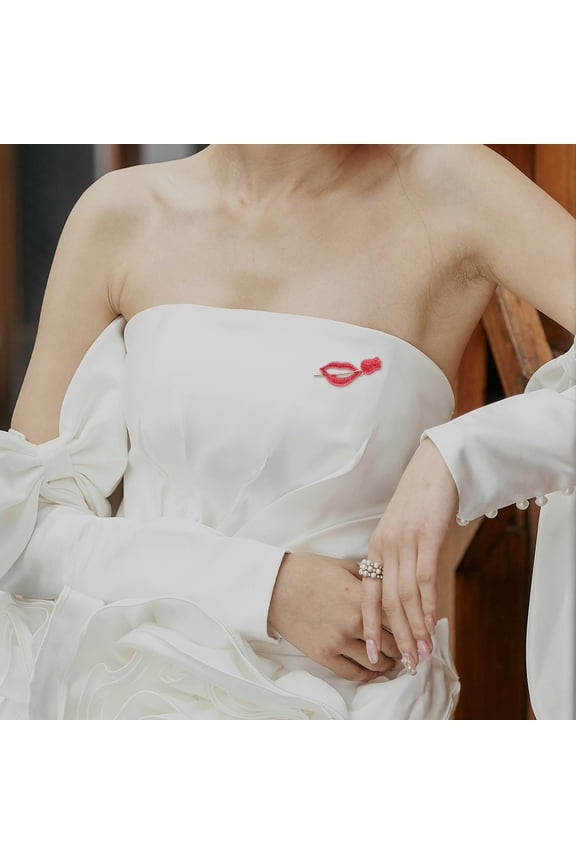 2Pcs Fashionable Red Lip and Rose Flower Brooch Pins for Formal Occasion