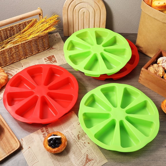 WRITWAA 4Pcs Silicone Triangle Cake Mold Set Multi Use Nonstick Baking Pan for Kitchen Cake Bread Chocolate