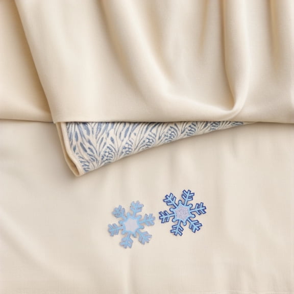 WRITWAA 8Pcs Fabric Snowflake Patches for Sewing Clothes Hats Backpacks Unique Winter Applique