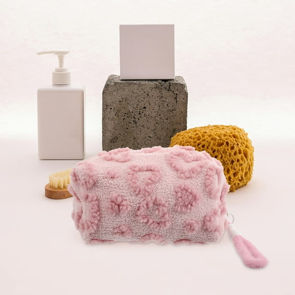 WRITWAA Plush Makeup Case Cosmetic Pouch with Heart Pattern, Soft Storage Bag for , 1 Pc