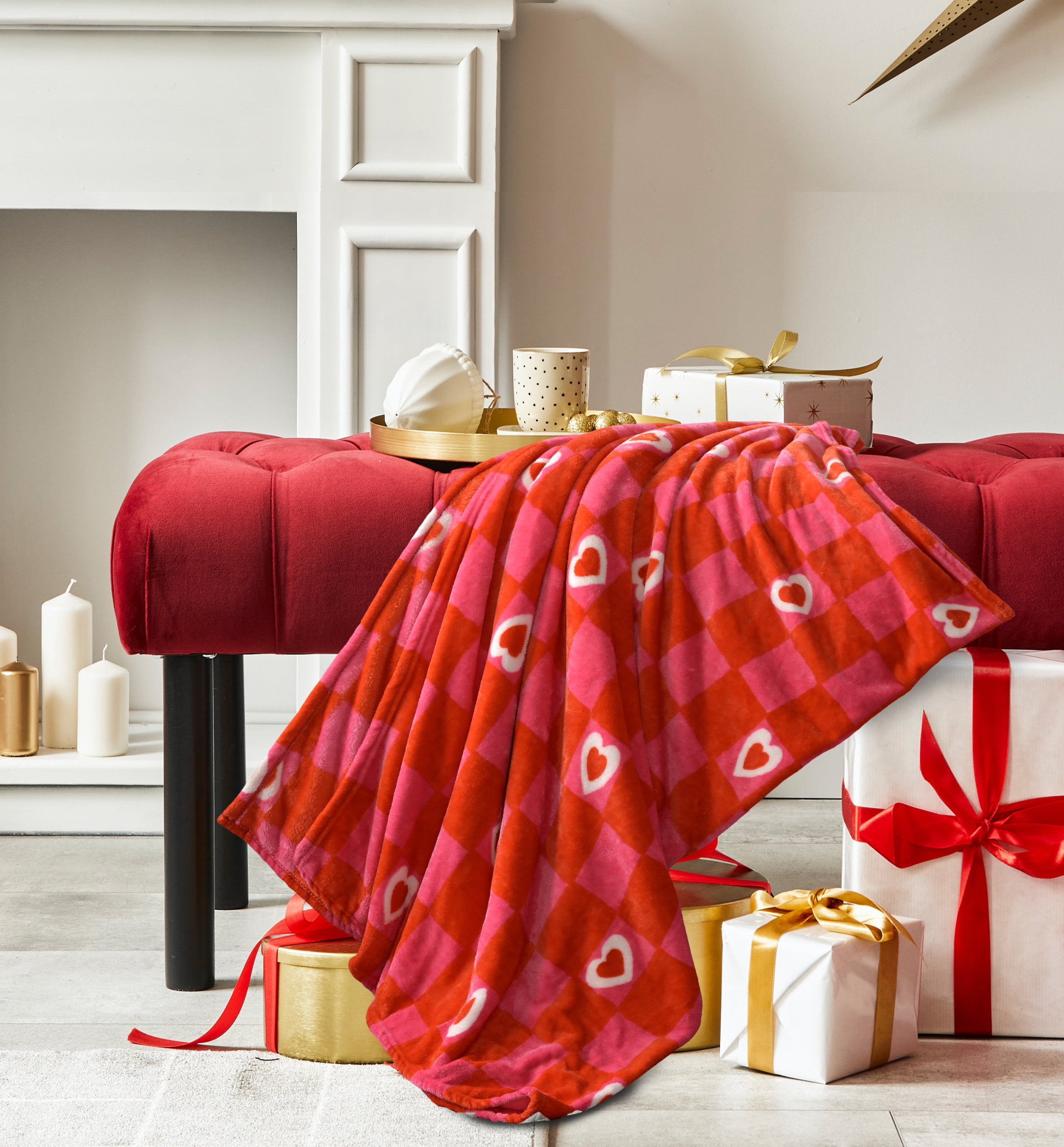 Way to Celebrate Super Soft Cozy Valentines Day Oversize Plush Throw Blankets, Check Hearts