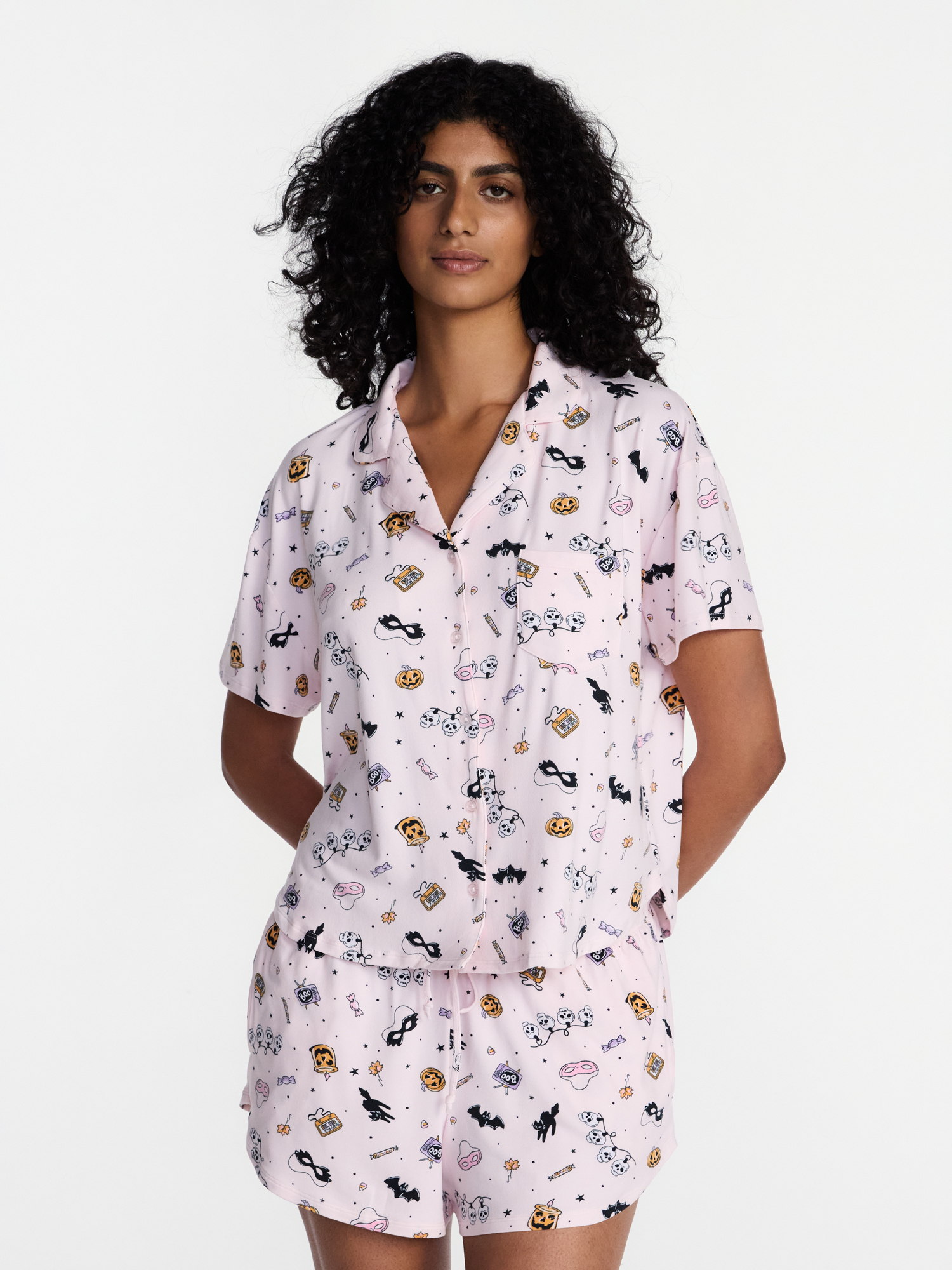 WTC RETRO SHORTY PJ: What Shoppers Should Know