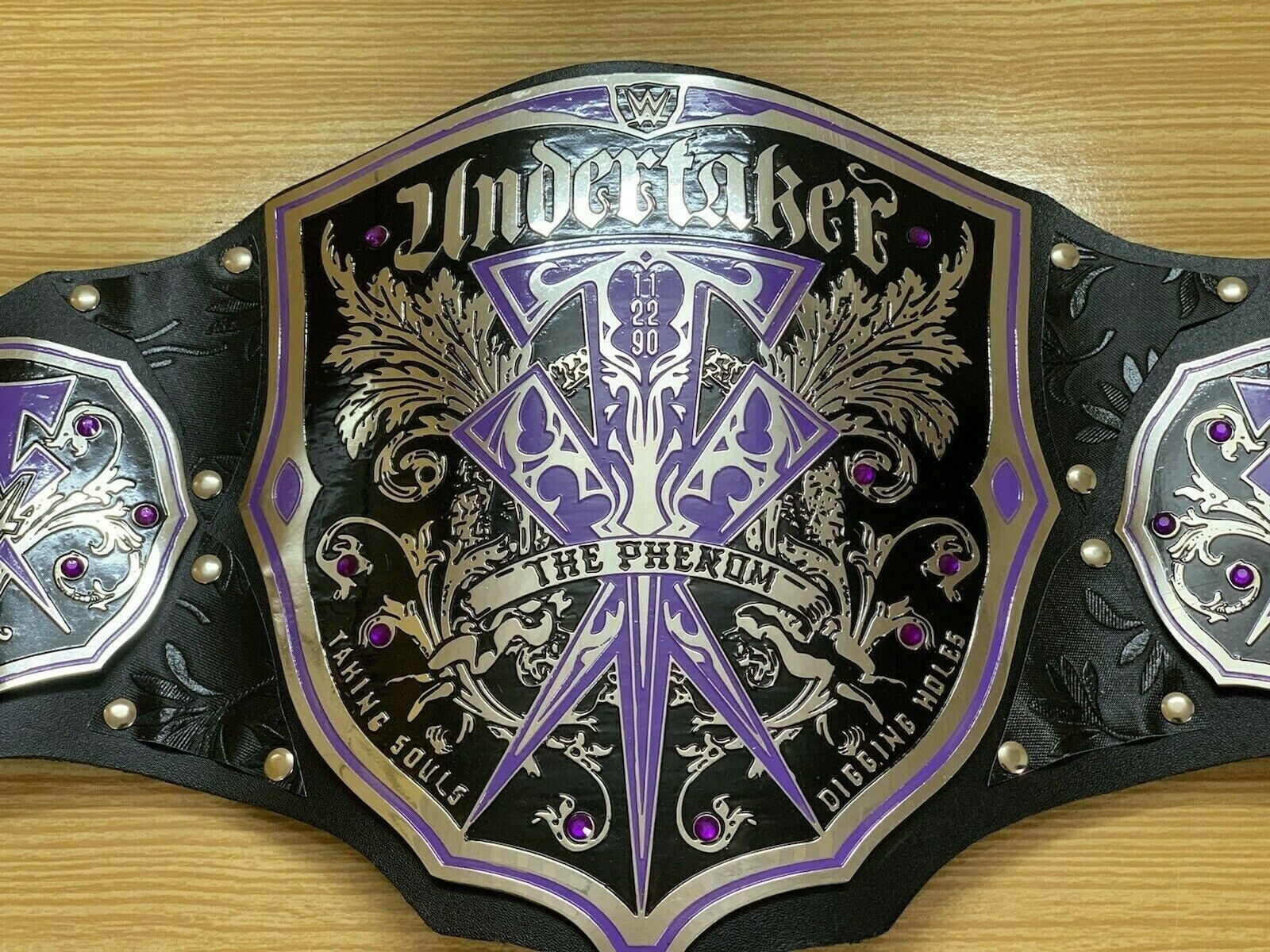 WWE World Championship Replica Belt - The Phenom Undertaker, 2mm  display picture 1