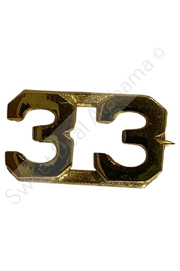 WWI Era Numeric "33", Brass Military C-Clasp Hat / Lapel / Collar Pin 3/8"H